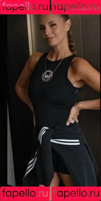 Laura Wontorra / LauraWontorra / laura_wontorra / laurachesnok Onlyfans Photo Gallery 