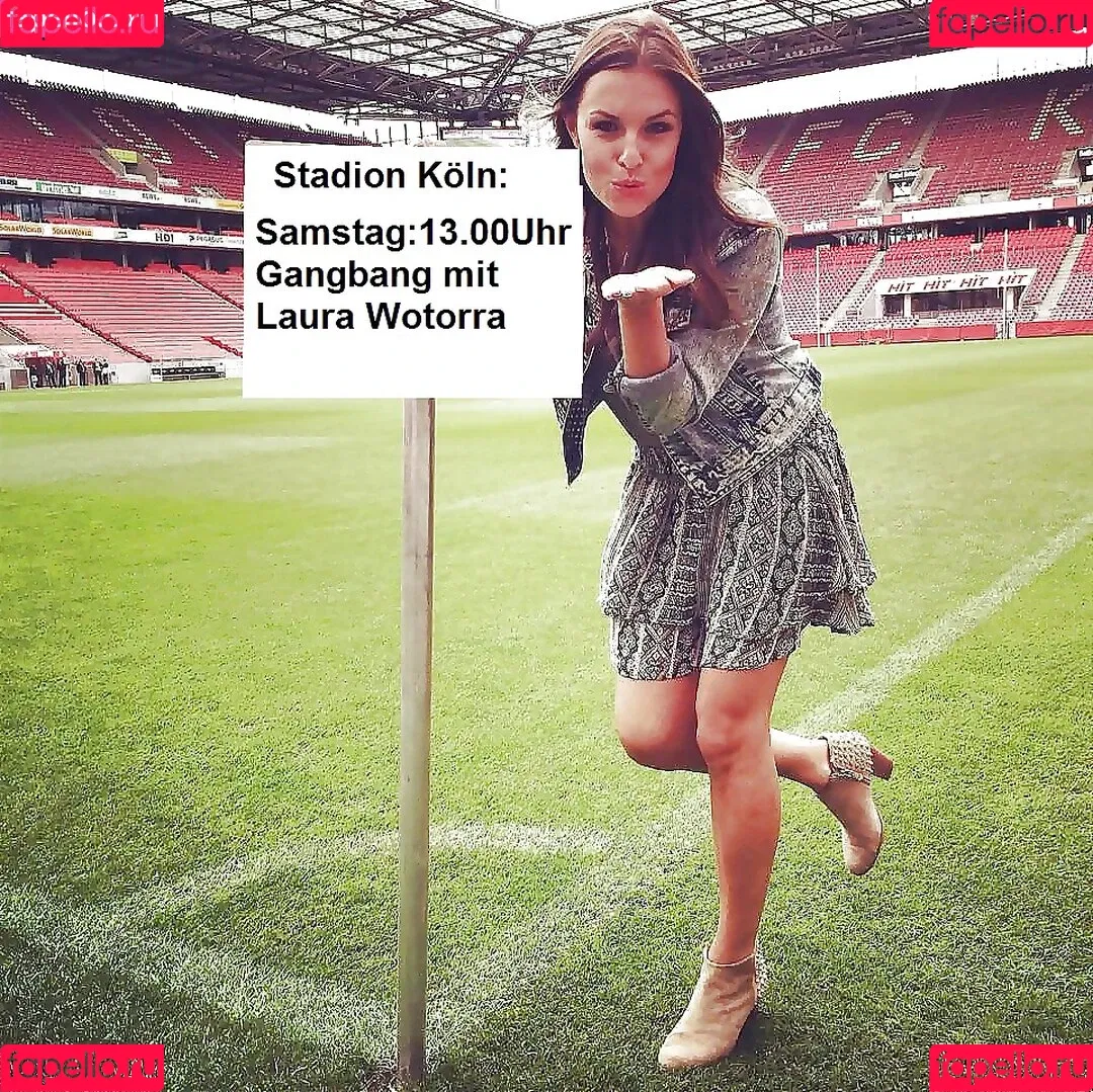 Laura Wontorra / LauraWontorra / laura_wontorra / laurachesnok Onlyfans Photo Gallery 