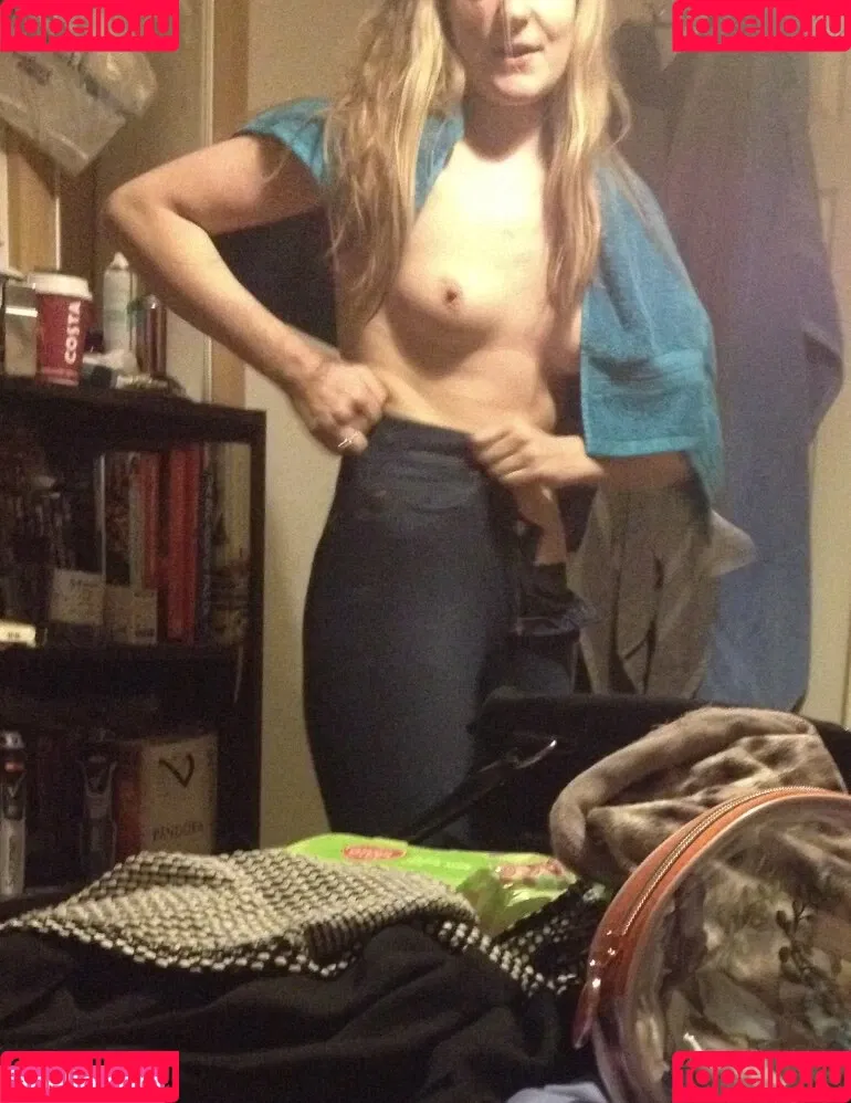 Laura Whitmore / thewhitmore Onlyfans Photo Gallery 