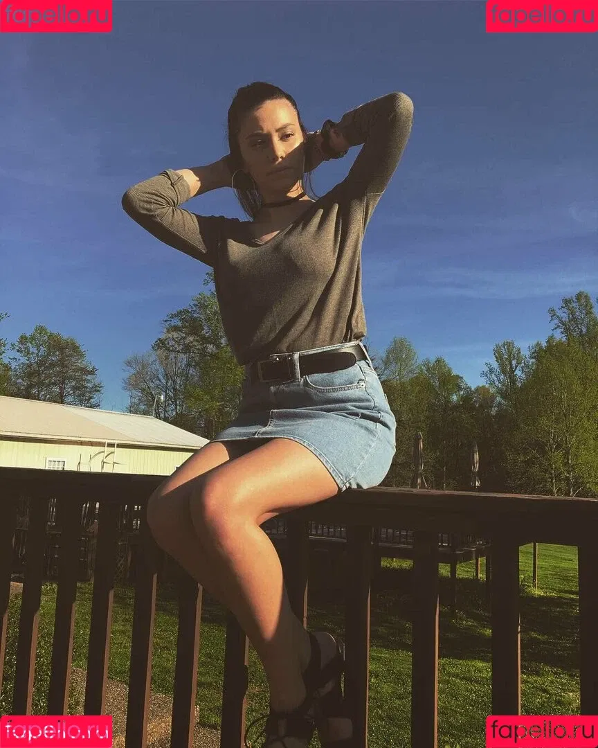 maceesophia / mmsssjjjjj / staywildraw Onlyfans Photo Gallery 