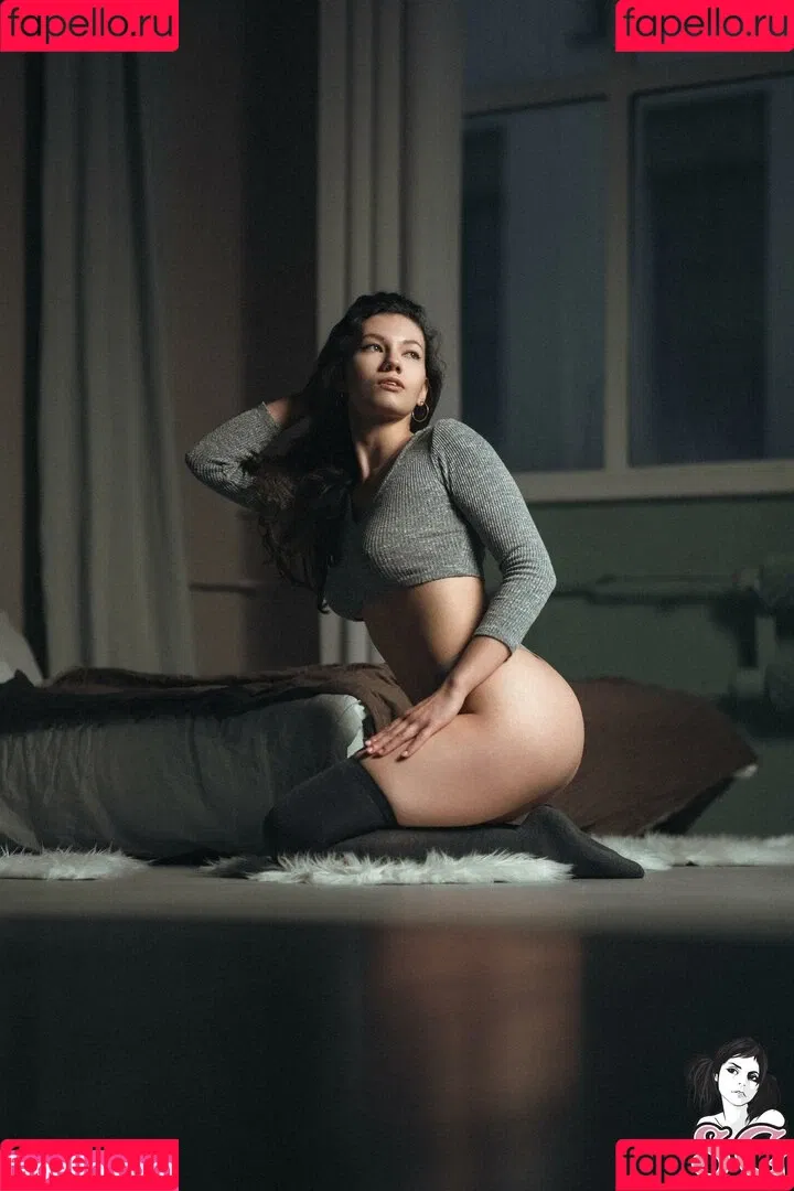 megan_the_flower / megantheflower Onlyfans Photo Gallery 