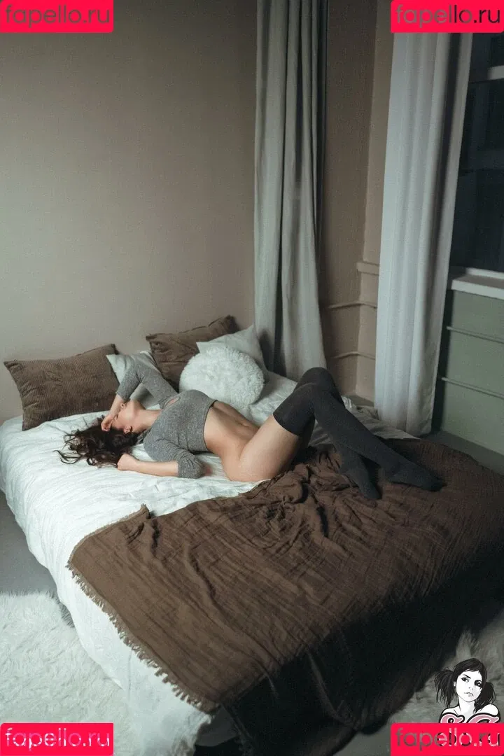 megan_the_flower / megantheflower Onlyfans Photo Gallery 