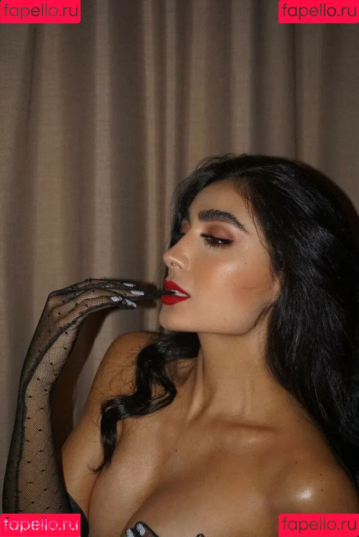 Sara Lievano / SaraLievano Onlyfans Photo Gallery 