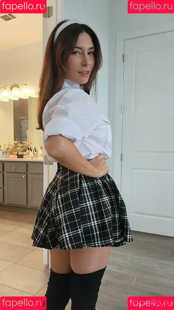 Alinity / alinitydivine Onlyfans Photo Gallery 