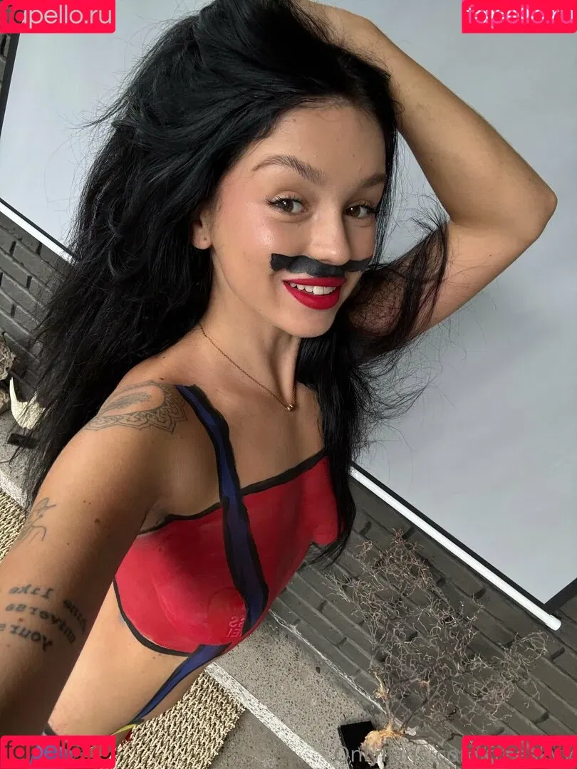 kerriskyy Onlyfans Photo Gallery 