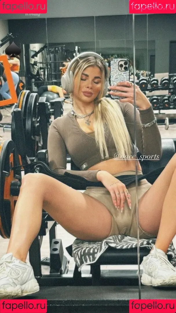 Larissa Neumann / tigerlariz Onlyfans Photo Gallery 