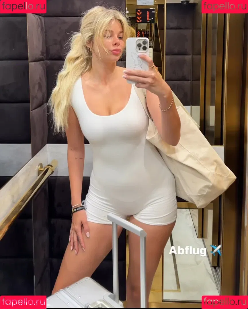 Larissa Neumann / tigerlariz Onlyfans Photo Gallery 