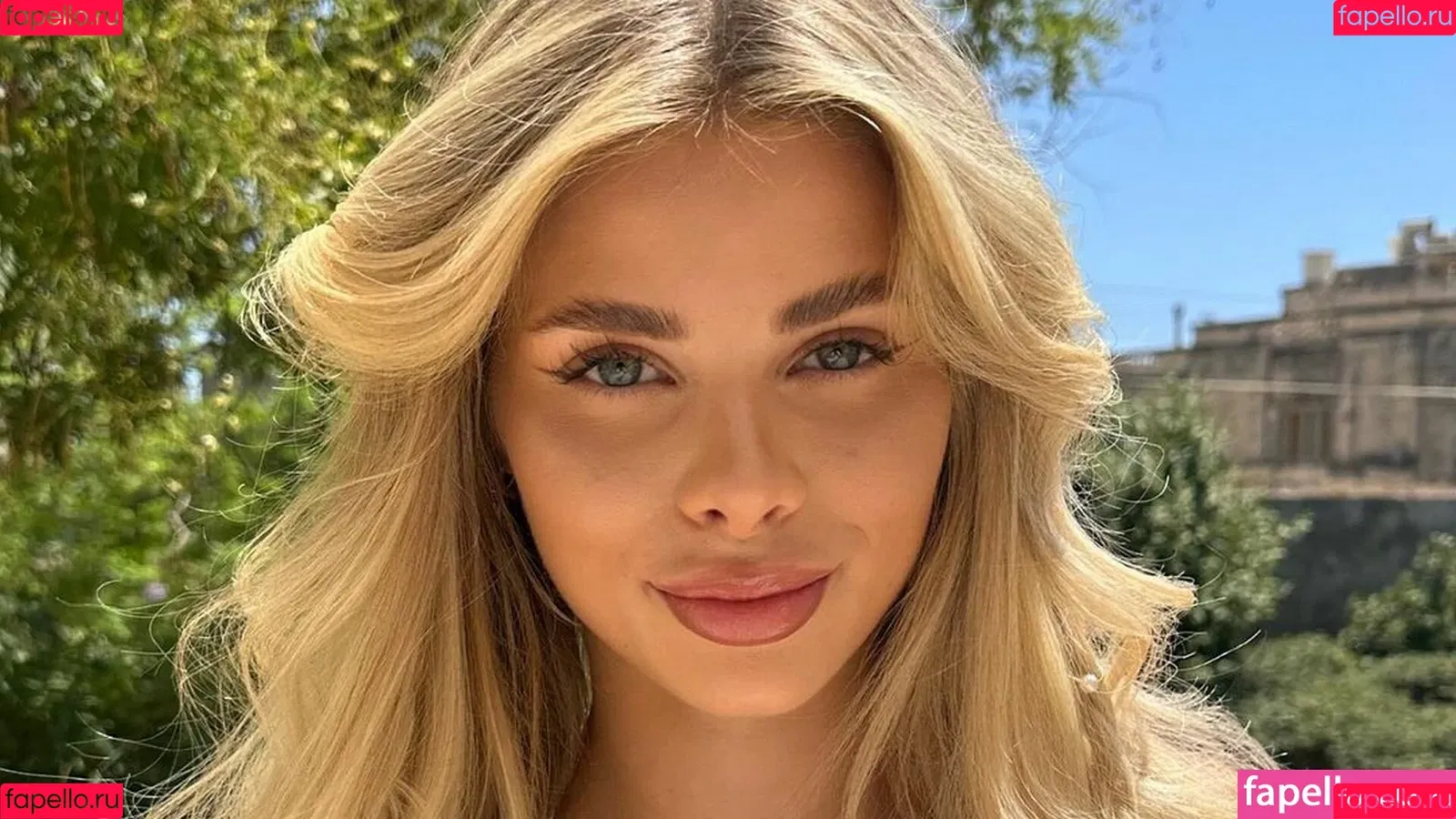 Larissa Neumann / tigerlariz Onlyfans Photo Gallery 