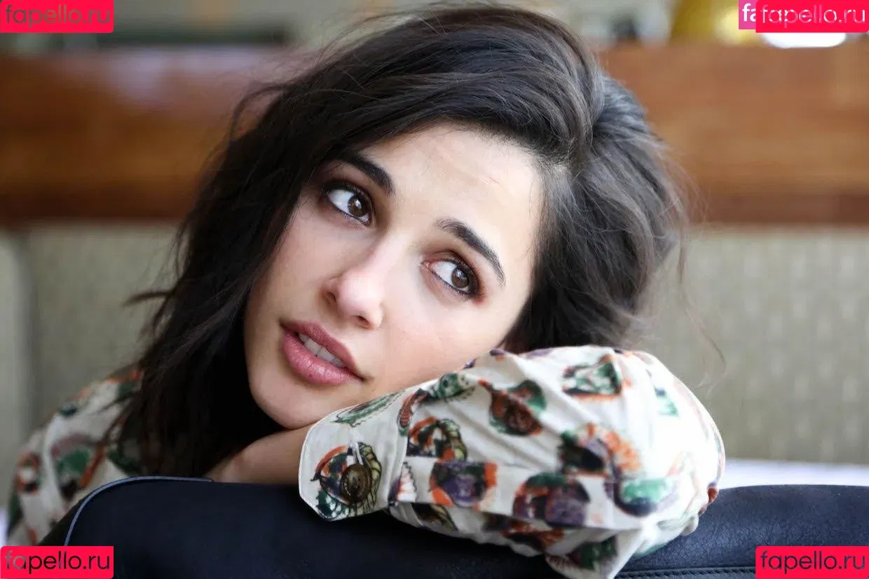 Naomi Scott / naomigscott Onlyfans Photo Gallery 