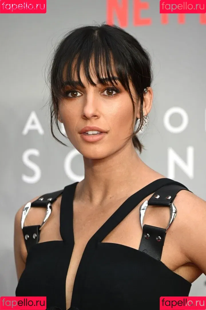 Naomi Scott / naomigscott Onlyfans Photo Gallery 