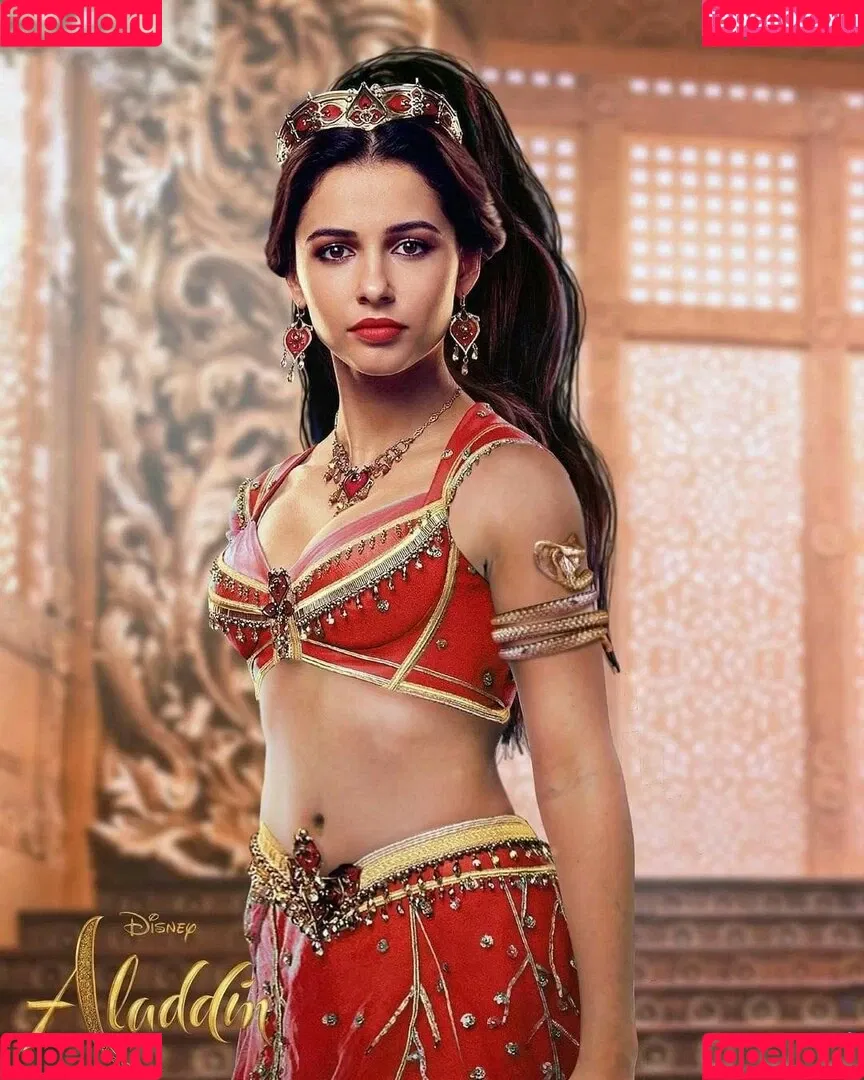 Naomi Scott / naomigscott Onlyfans Photo Gallery 