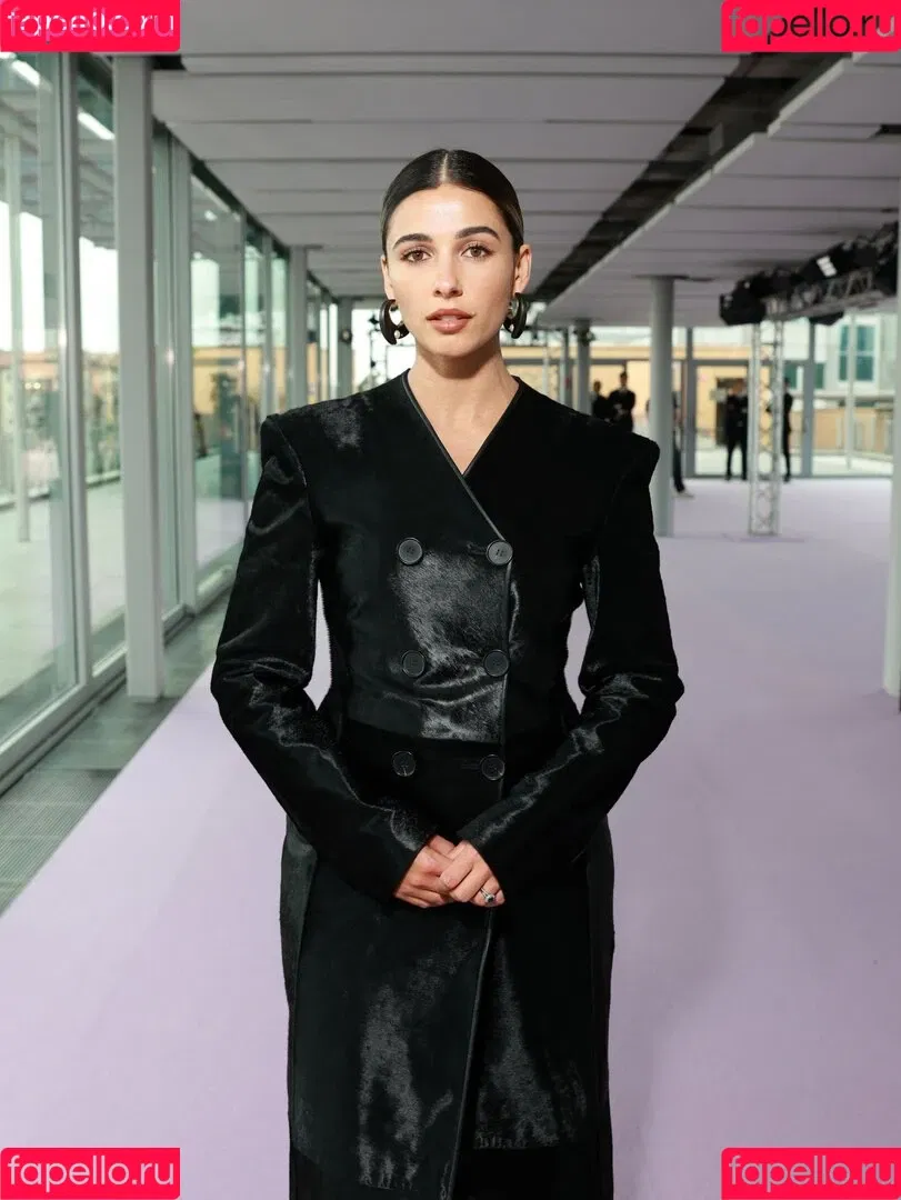 Naomi Scott / naomigscott Onlyfans Photo Gallery 