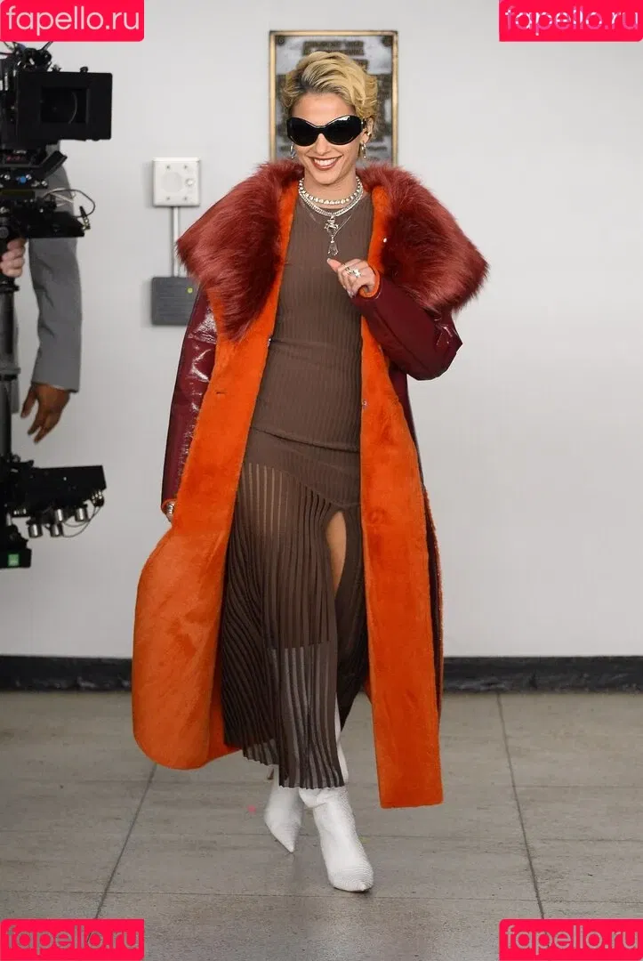 Naomi Scott / naomigscott Onlyfans Photo Gallery 