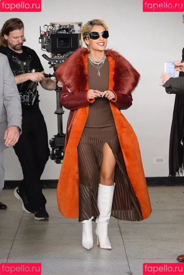 Naomi Scott / naomigscott Onlyfans Photo Gallery 