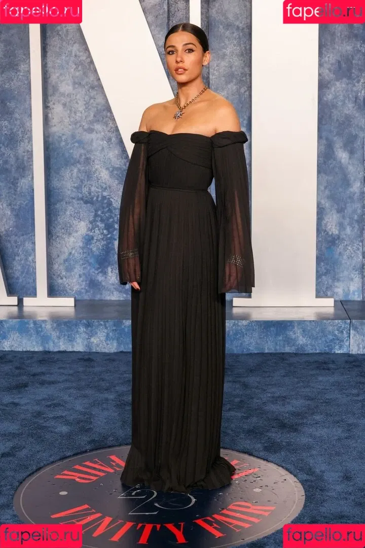 Naomi Scott / naomigscott Onlyfans Photo Gallery 