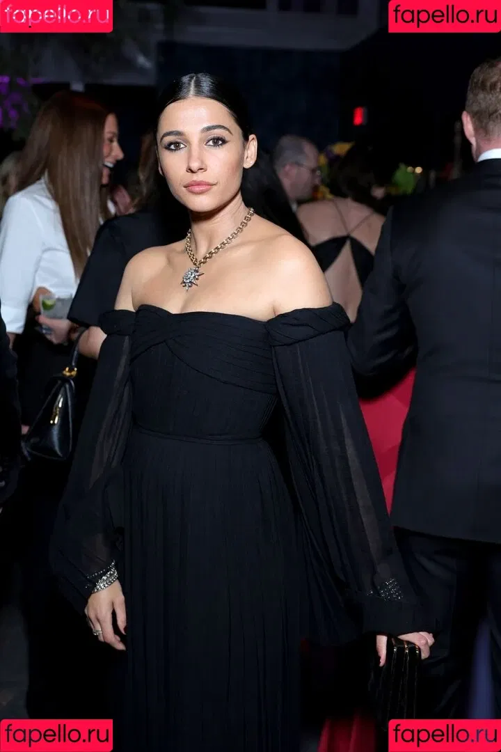 Naomi Scott / naomigscott Onlyfans Photo Gallery 