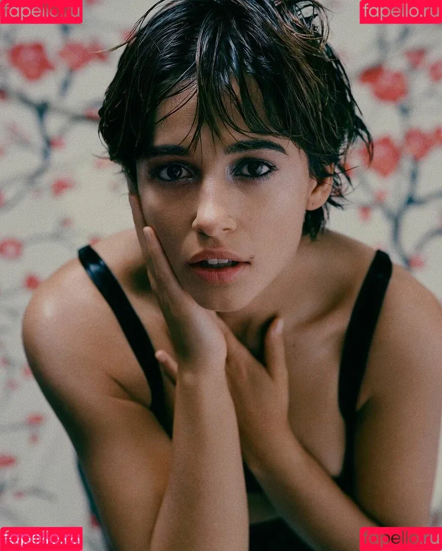 Naomi Scott / naomigscott Onlyfans Photo Gallery 