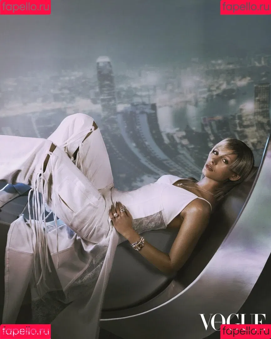 Naomi Scott / naomigscott Onlyfans Photo Gallery 