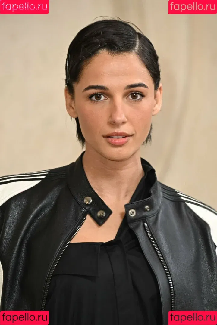 Naomi Scott / naomigscott Onlyfans Photo Gallery 