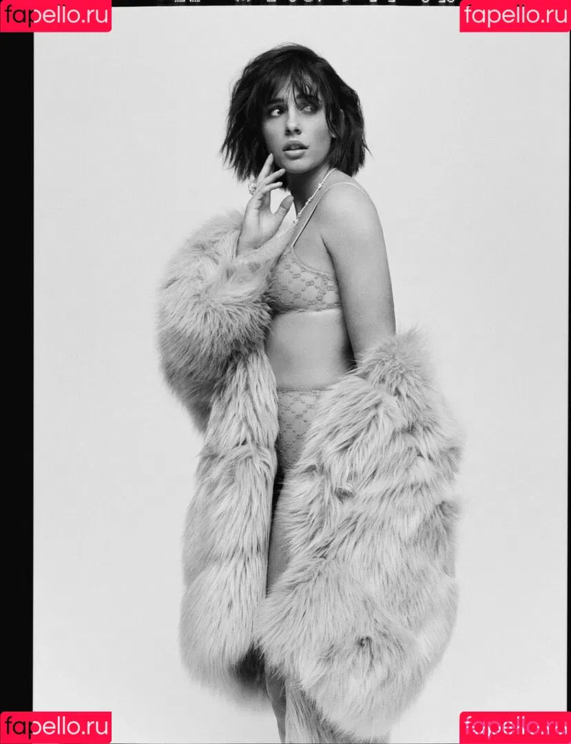 Naomi Scott / naomigscott Onlyfans Photo Gallery 