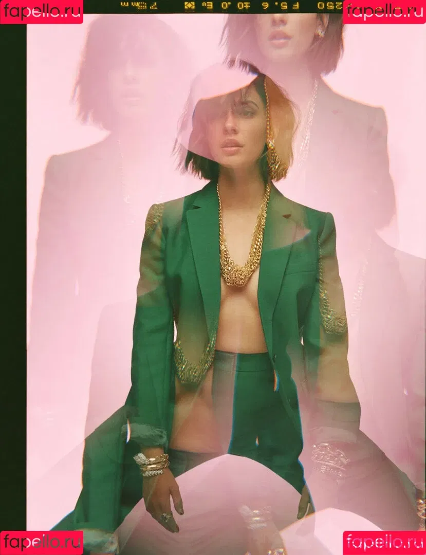 Naomi Scott / naomigscott Onlyfans Photo Gallery 