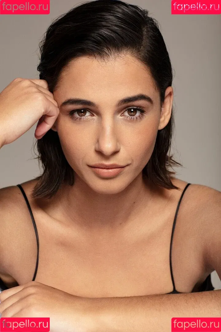 Naomi Scott / naomigscott Onlyfans Photo Gallery 