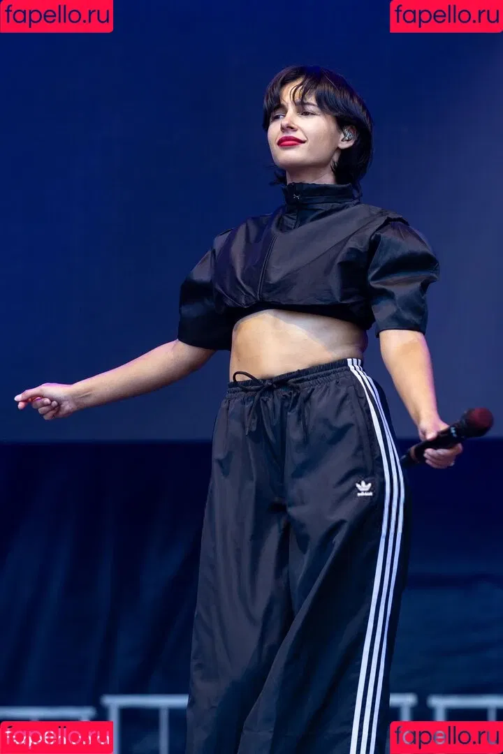 Naomi Scott / naomigscott Onlyfans Photo Gallery 