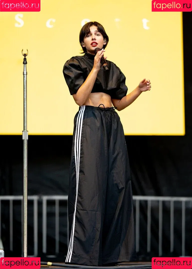 Naomi Scott / naomigscott Onlyfans Photo Gallery 