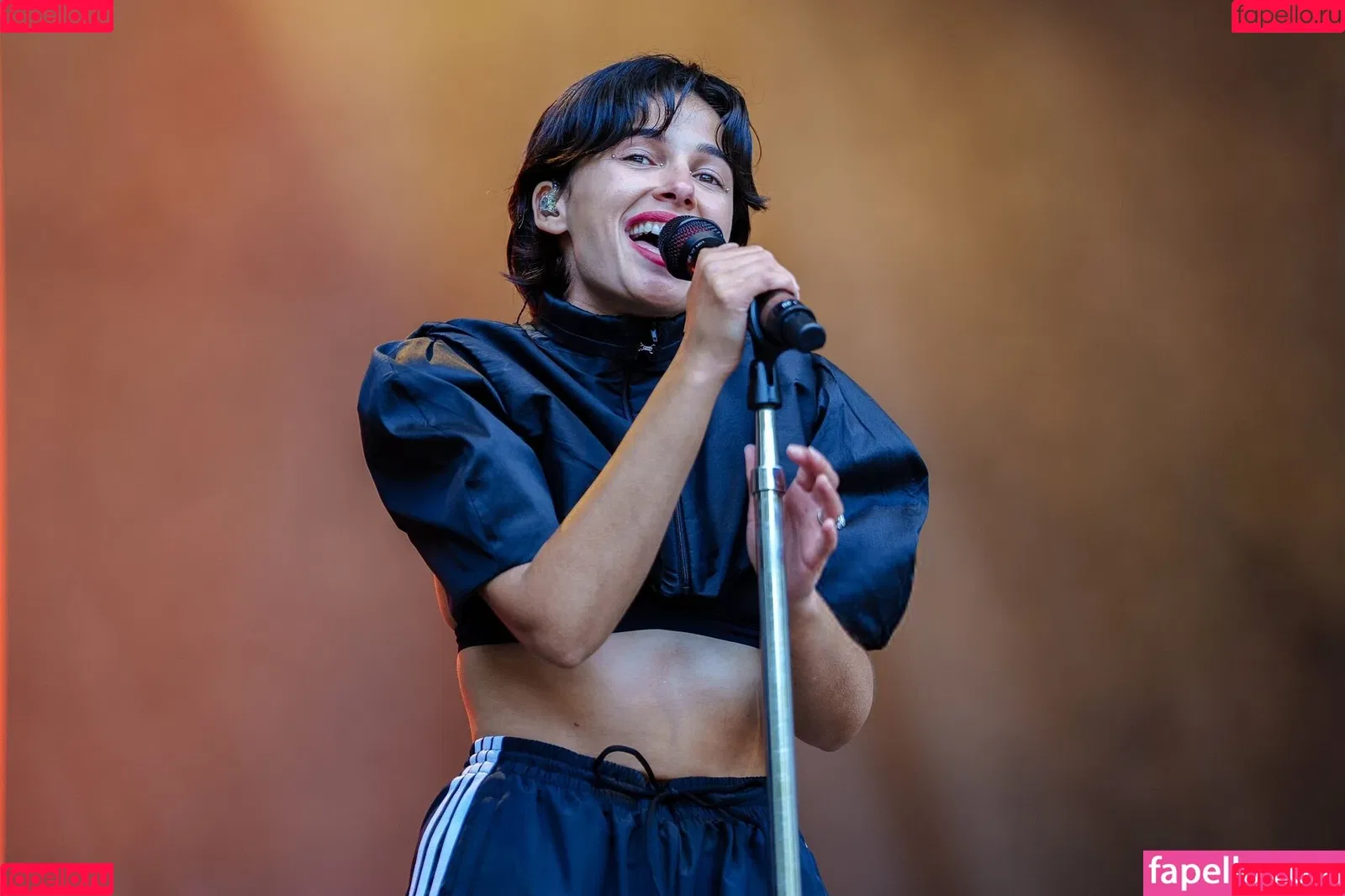 Naomi Scott / naomigscott Onlyfans Photo Gallery 