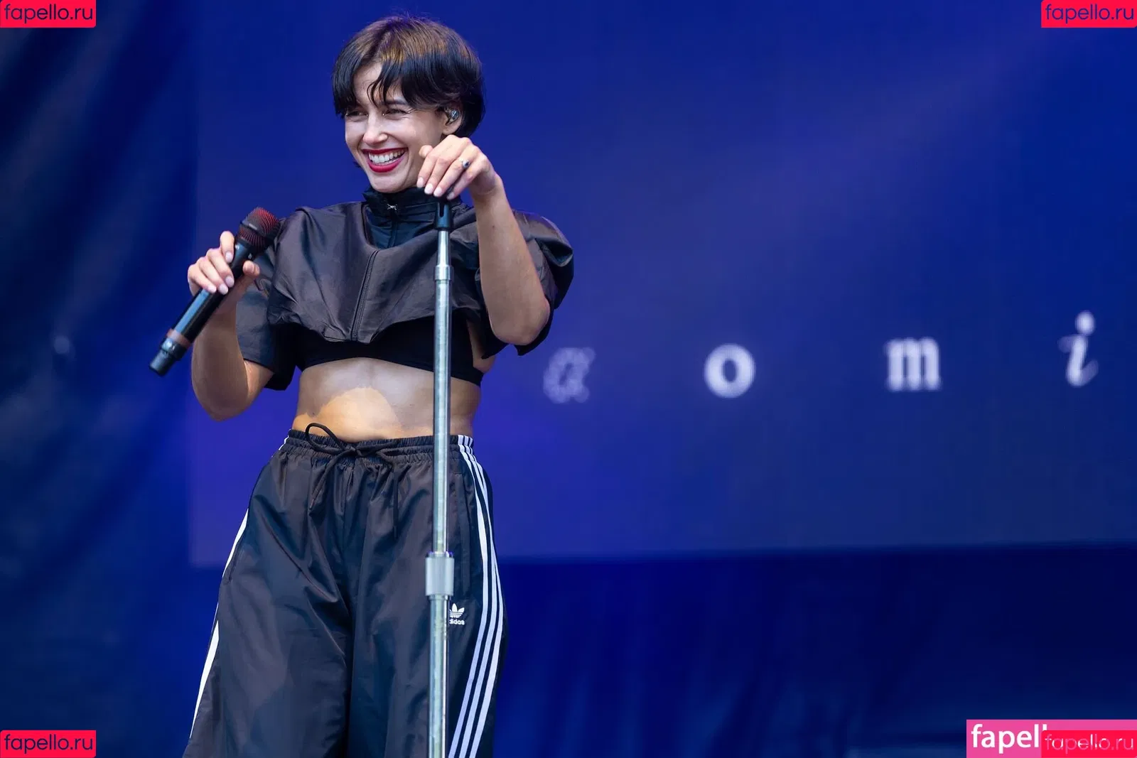 Naomi Scott / naomigscott Onlyfans Photo Gallery 