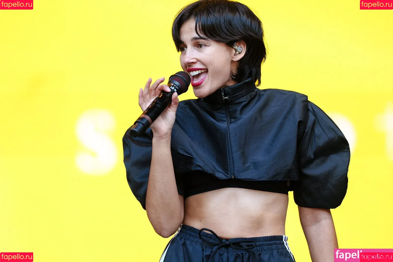 Naomi Scott / naomigscott Onlyfans Photo Gallery 