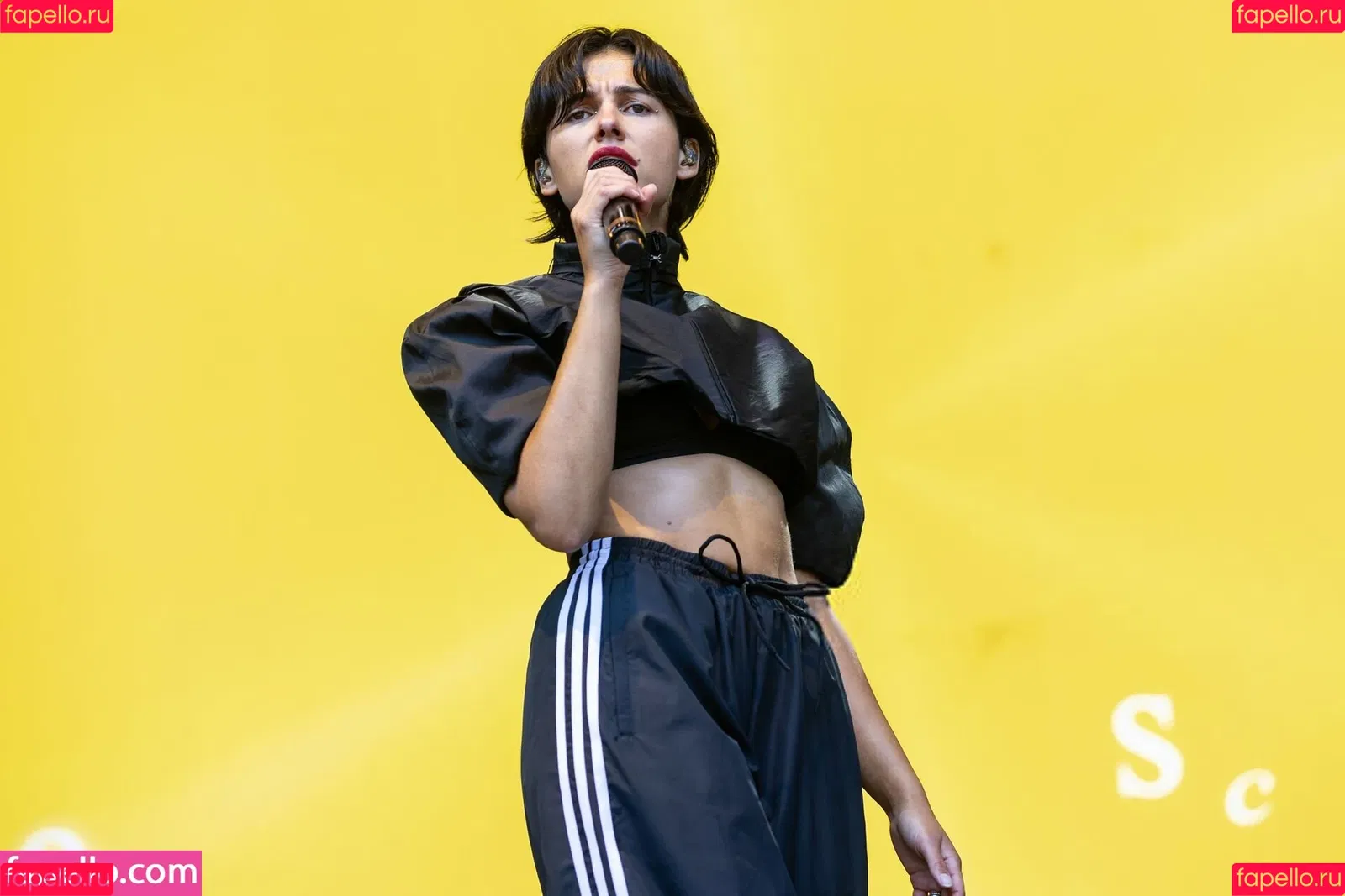 Naomi Scott / naomigscott Onlyfans Photo Gallery 