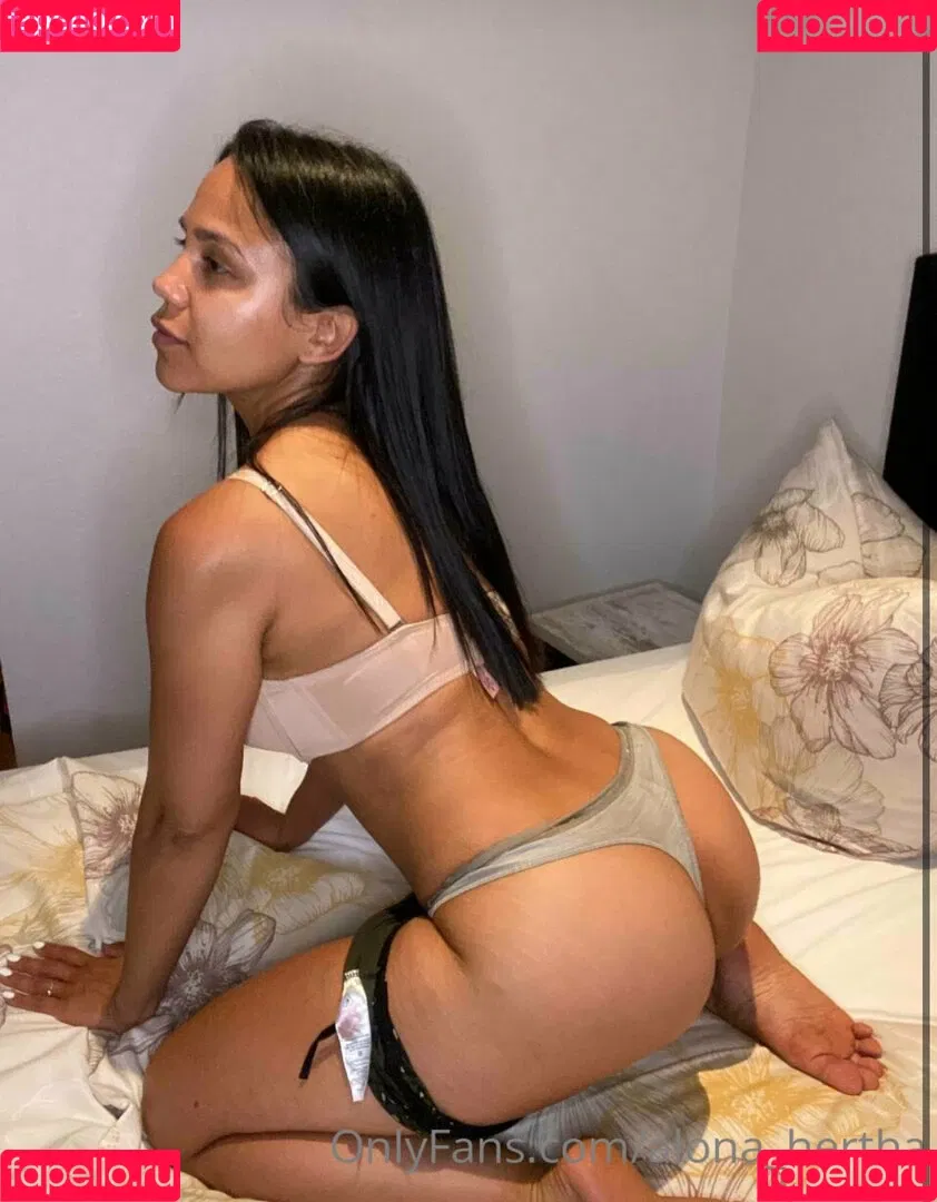 Alona Hertha / alona.hertha / alona_hertha Onlyfans Photo Gallery 
