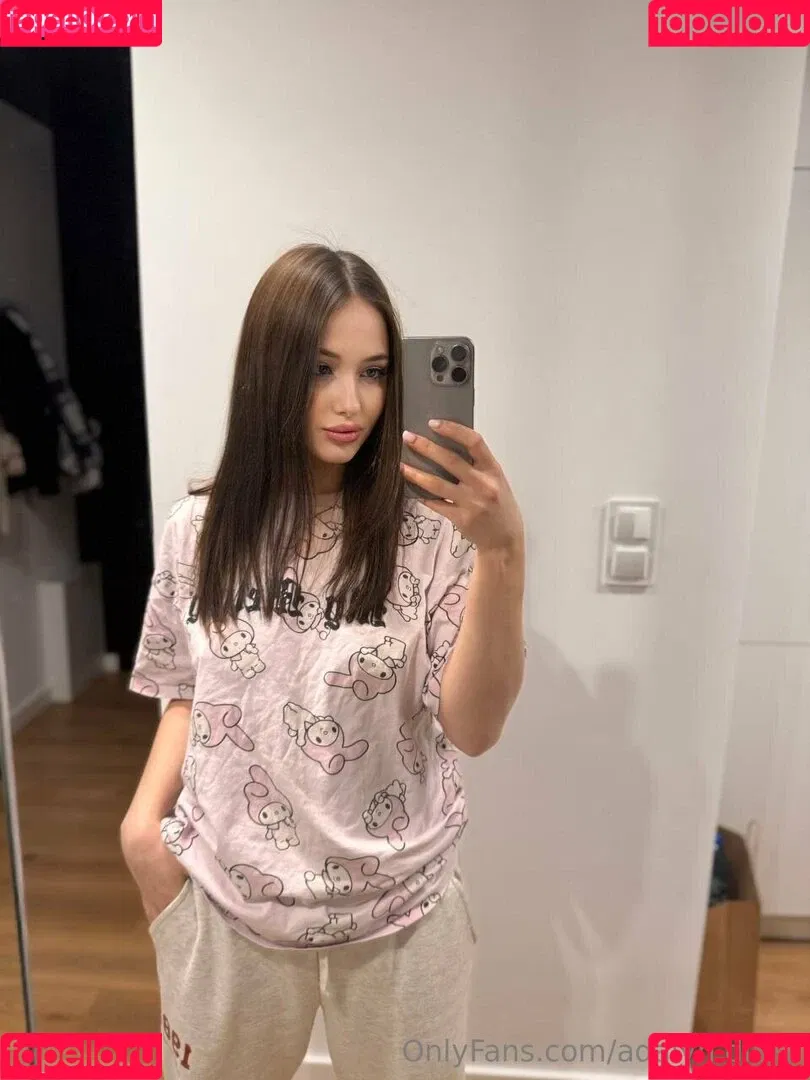 adalyn.diary / adelyn.diary Onlyfans Photo Gallery 