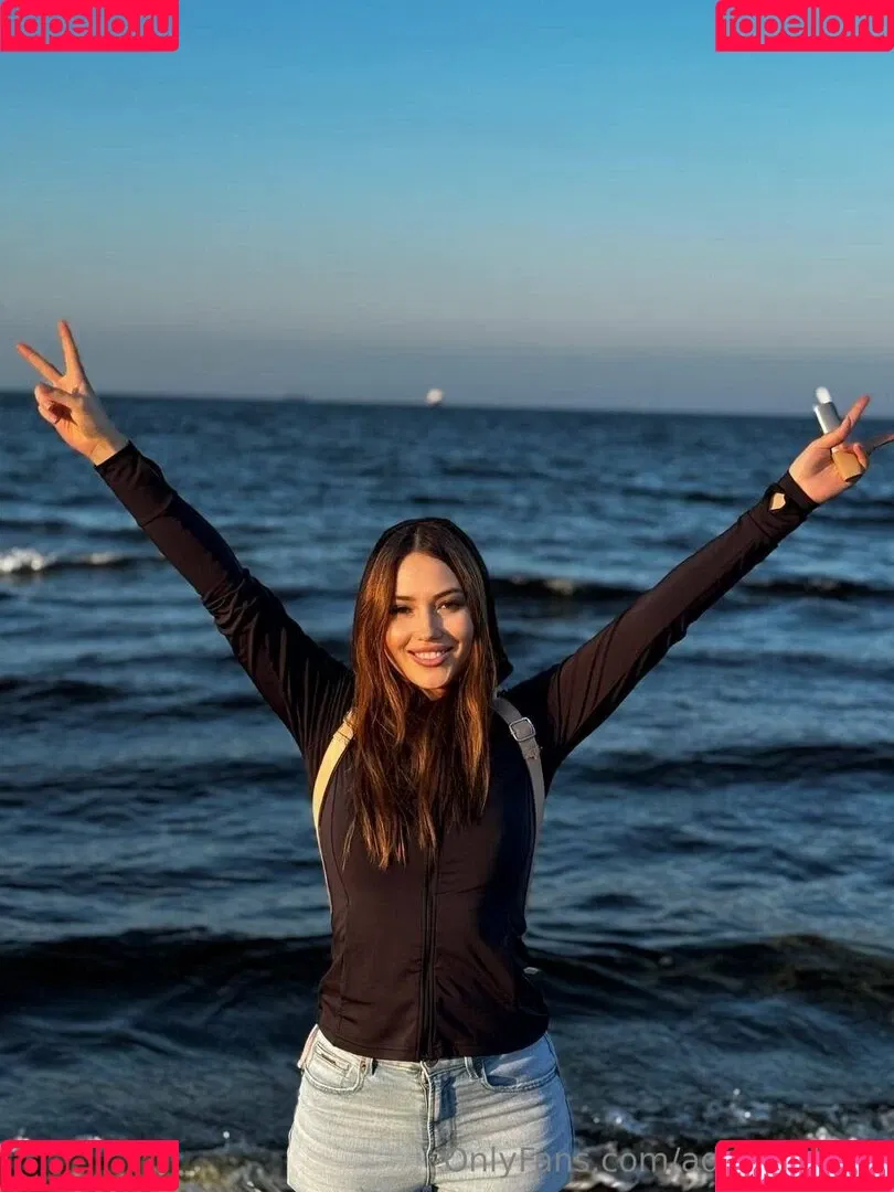 adalyn.diary / adelyn.diary Onlyfans Photo Gallery 