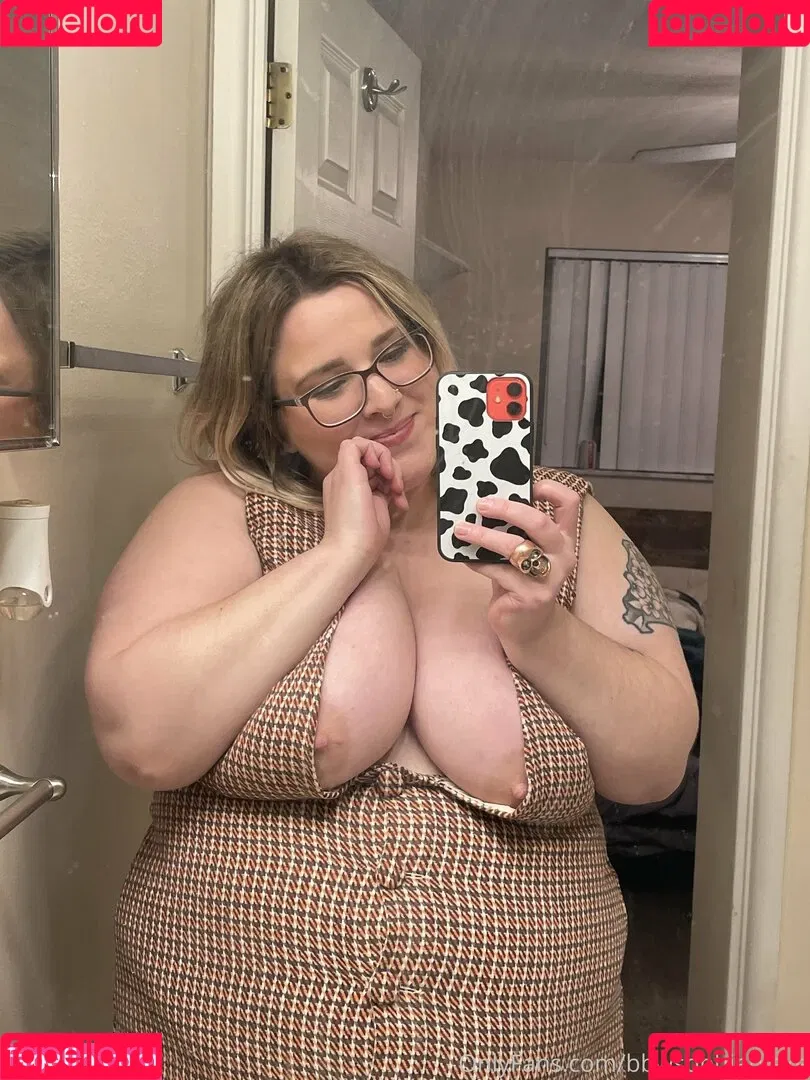bbwsophieblake / sophieblakebackup Onlyfans Photo Gallery 
