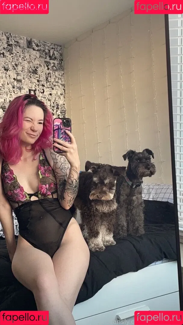 ver.sachi_ / versachiko Onlyfans Photo Gallery 