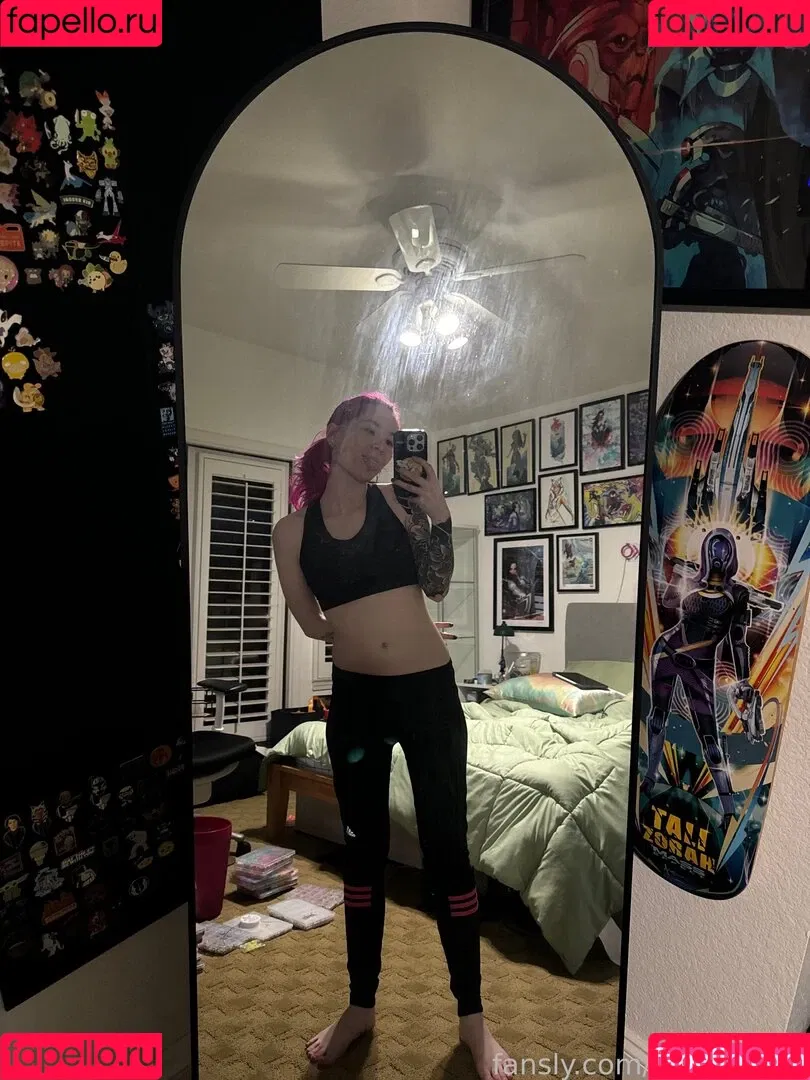 ver.sachi_ / versachiko Onlyfans Photo Gallery 