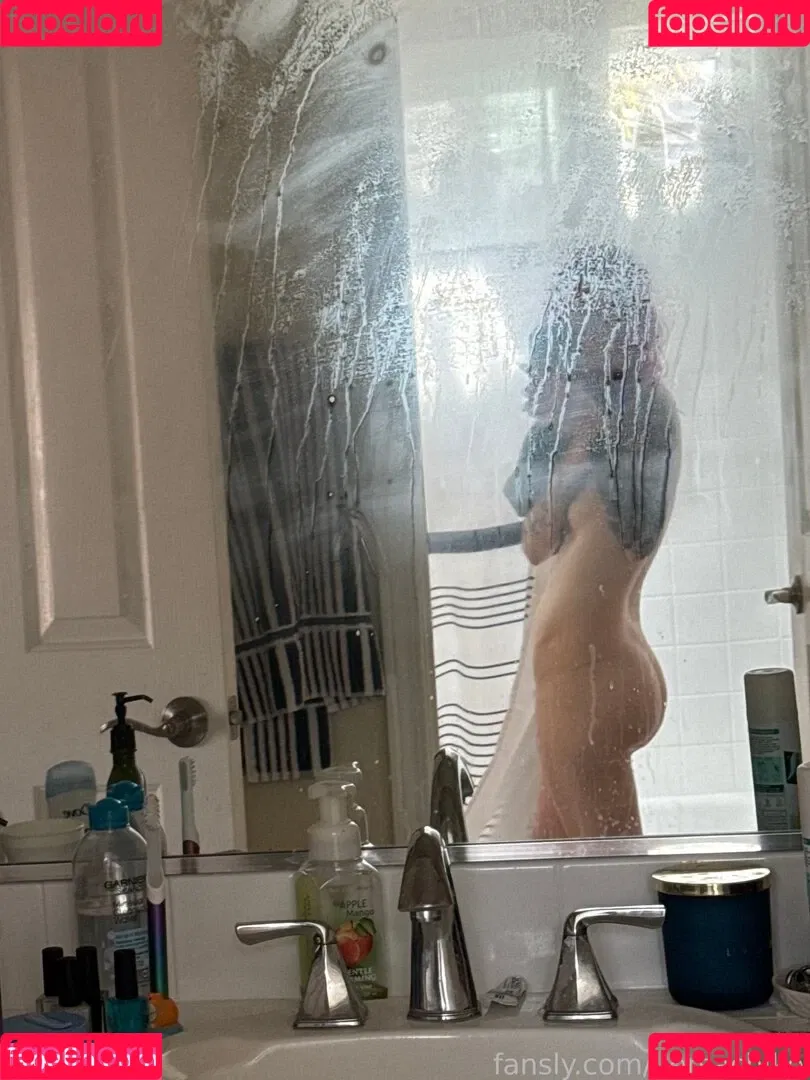 ver.sachi_ / versachiko Onlyfans Photo Gallery 