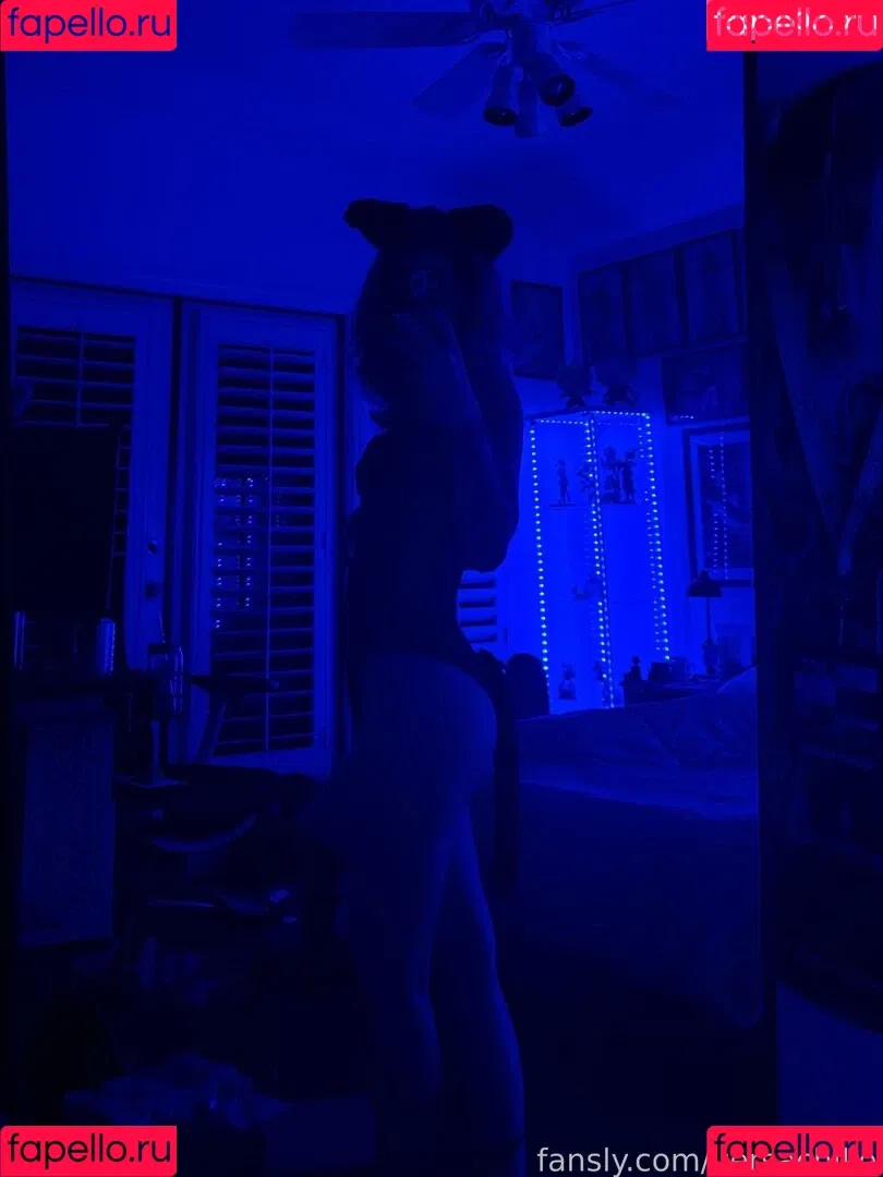 ver.sachi_ / versachiko Onlyfans Photo Gallery 