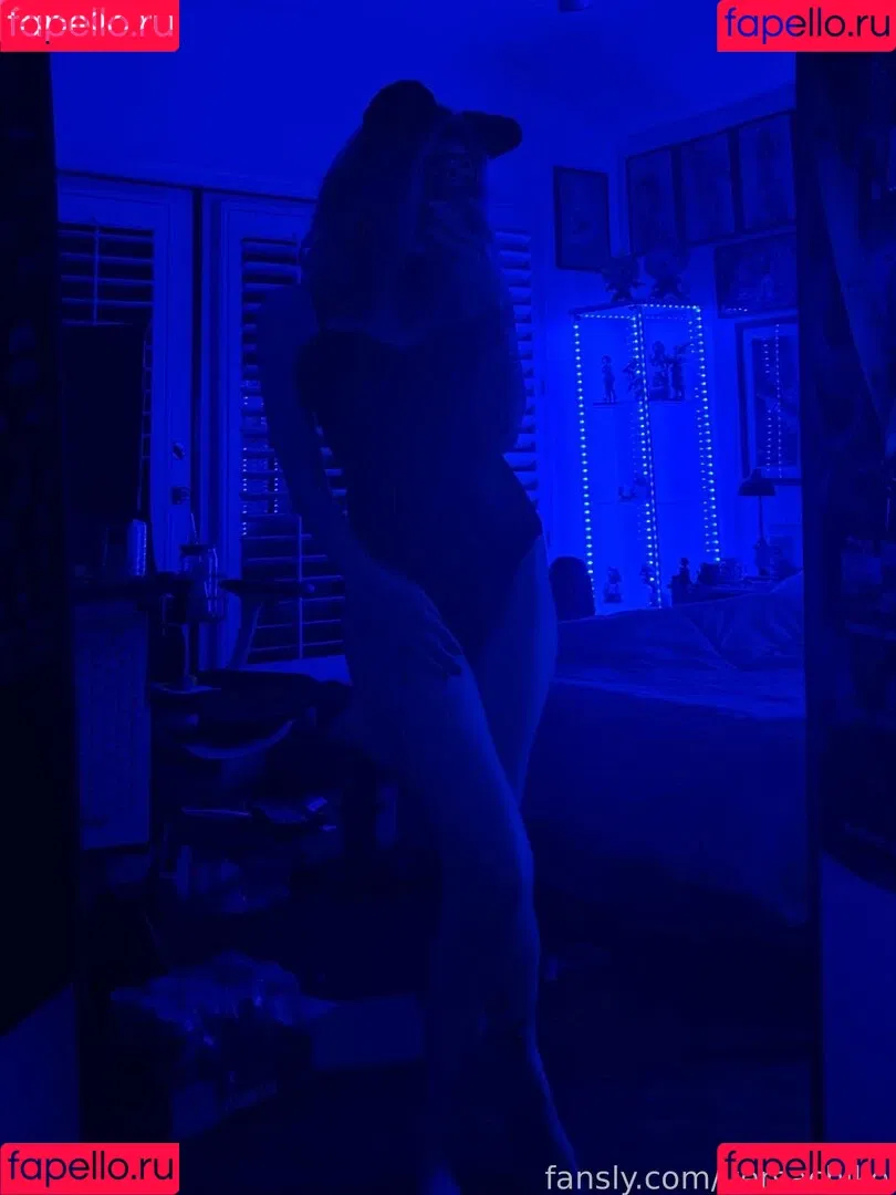 ver.sachi_ / versachiko Onlyfans Photo Gallery 