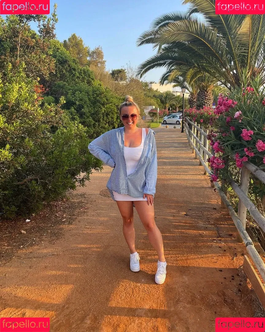 Olivia D / oliviadnovak Onlyfans Photo Gallery 