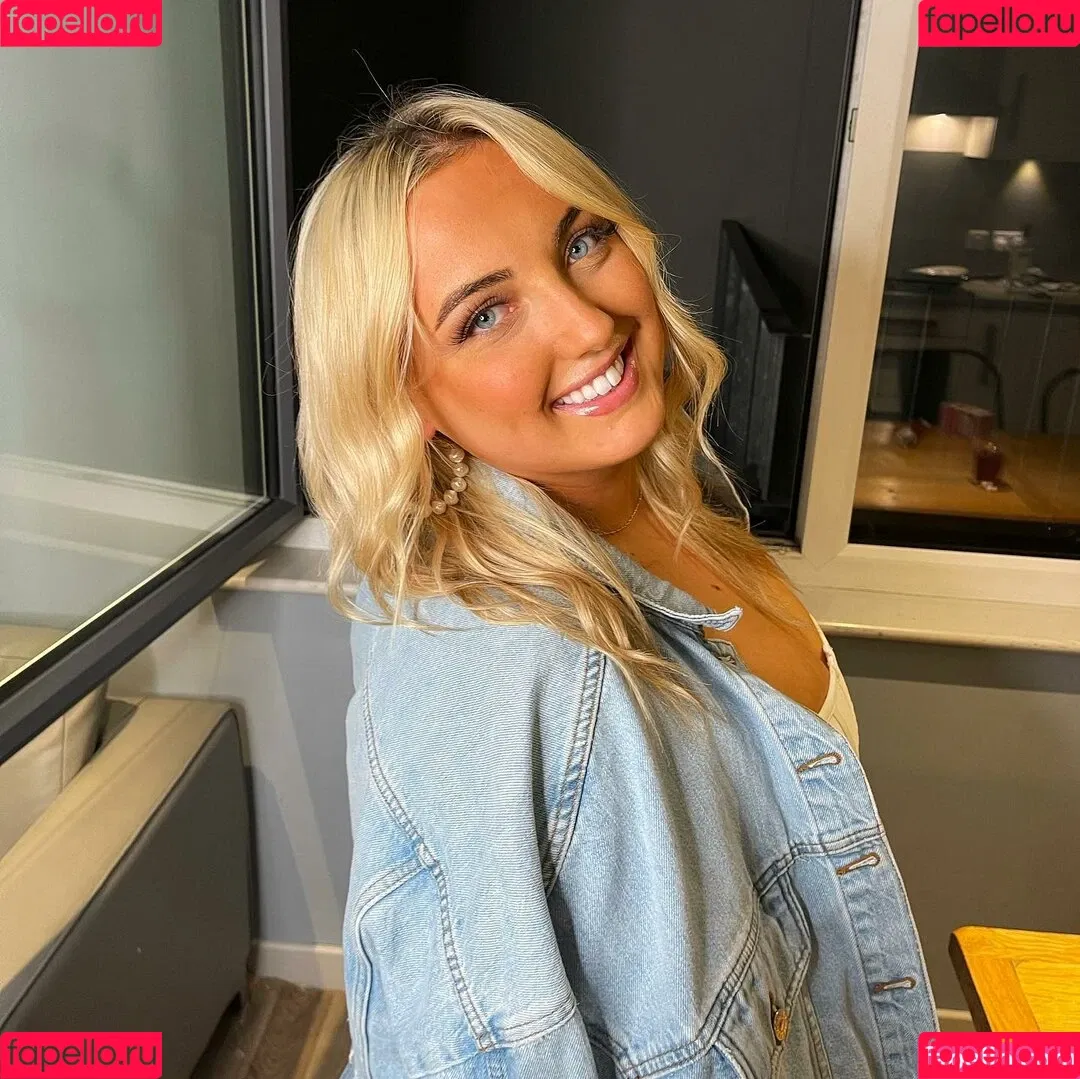 Olivia D / oliviadnovak Onlyfans Photo Gallery 