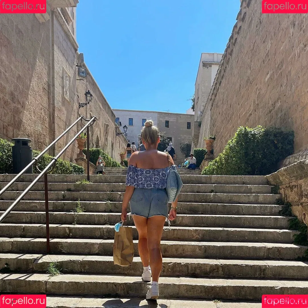 Olivia D / oliviadnovak Onlyfans Photo Gallery 