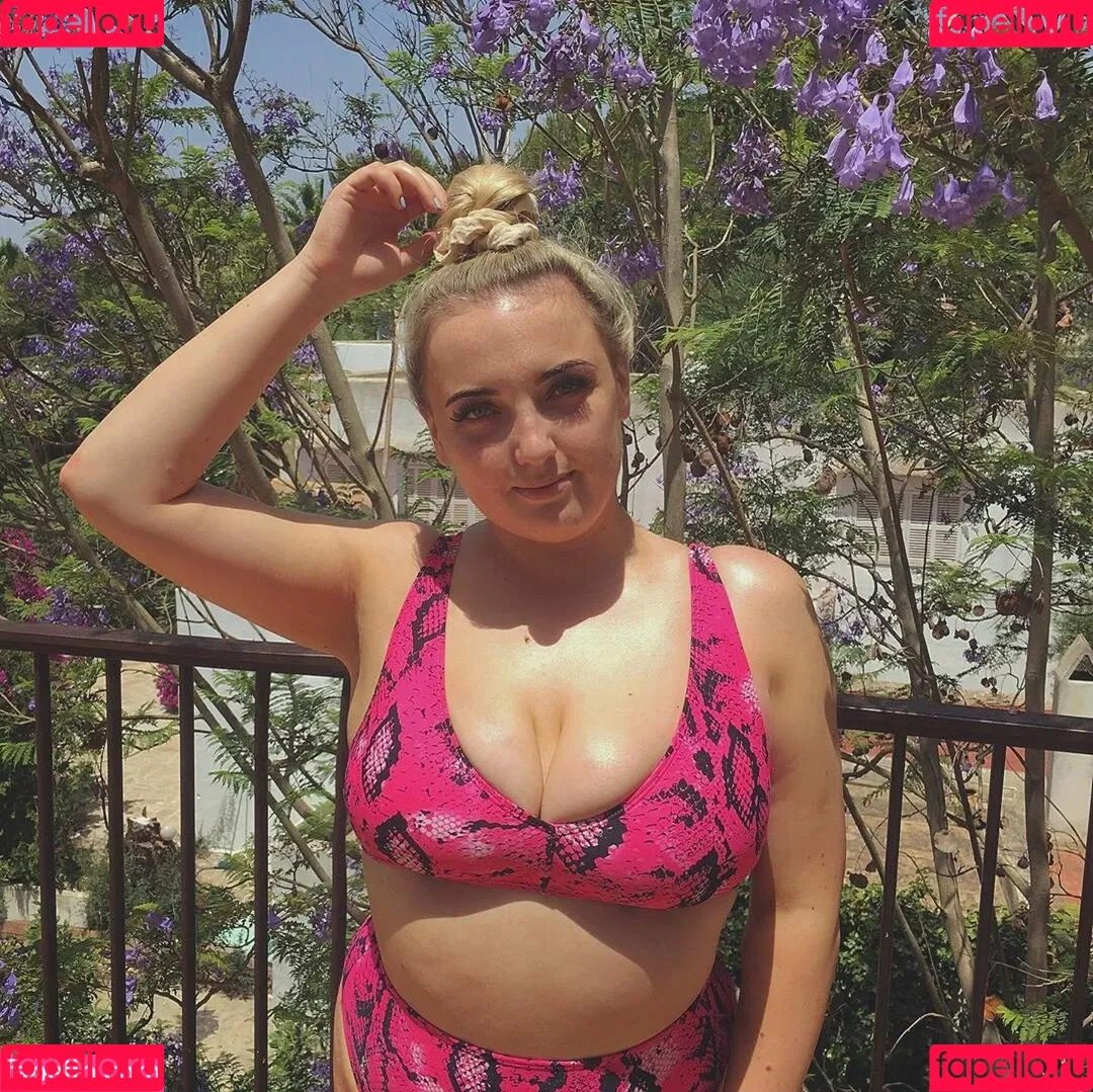 Olivia D / oliviadnovak Onlyfans Photo Gallery 