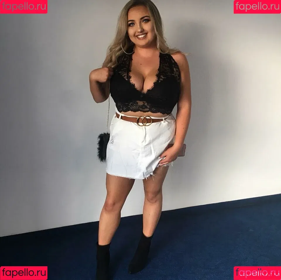 Olivia D / oliviadnovak Onlyfans Photo Gallery 