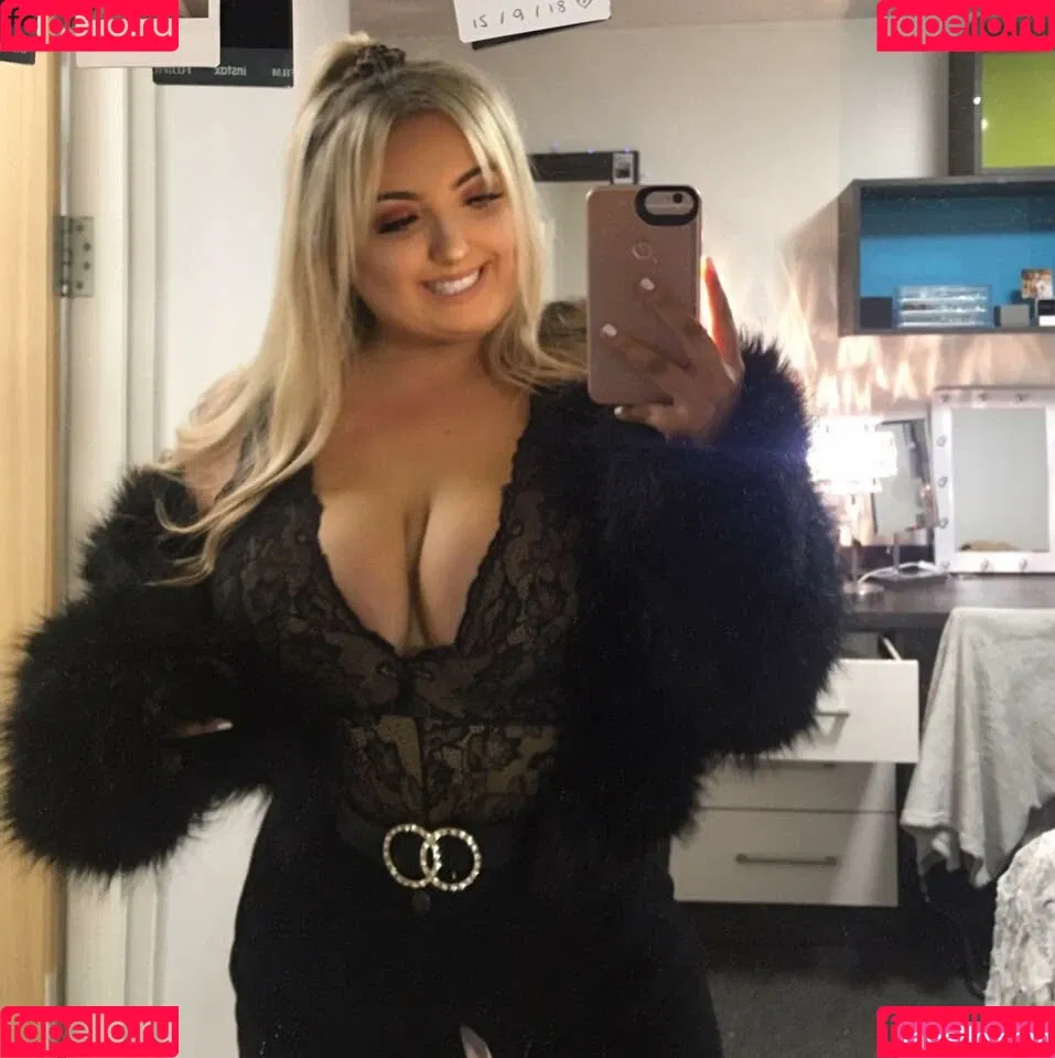 Olivia D / oliviadnovak Onlyfans Photo Gallery 