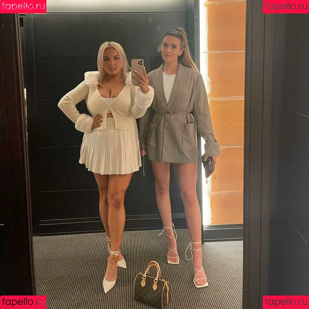 Olivia D / oliviadnovak Onlyfans Photo Gallery 