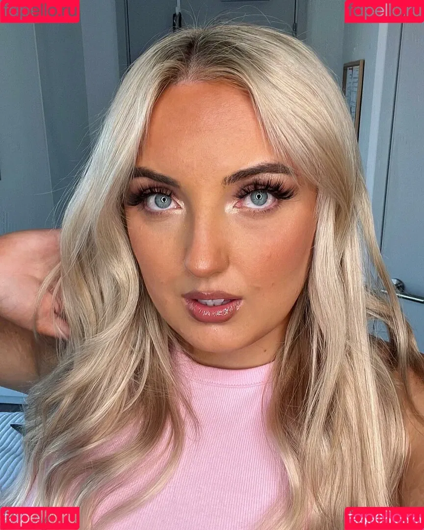 Olivia D / oliviadnovak Onlyfans Photo Gallery 