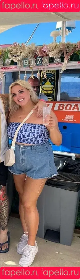 Olivia D / oliviadnovak Onlyfans Photo Gallery 